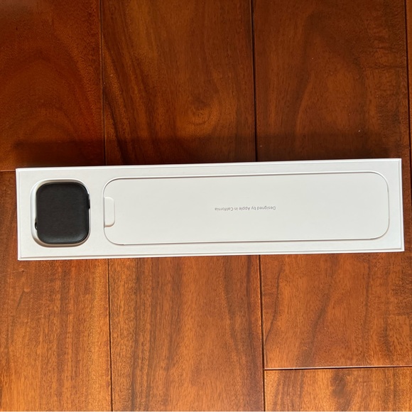 Apple Watch Series 7 45MM gps + Cellular - Picture 9 of 11